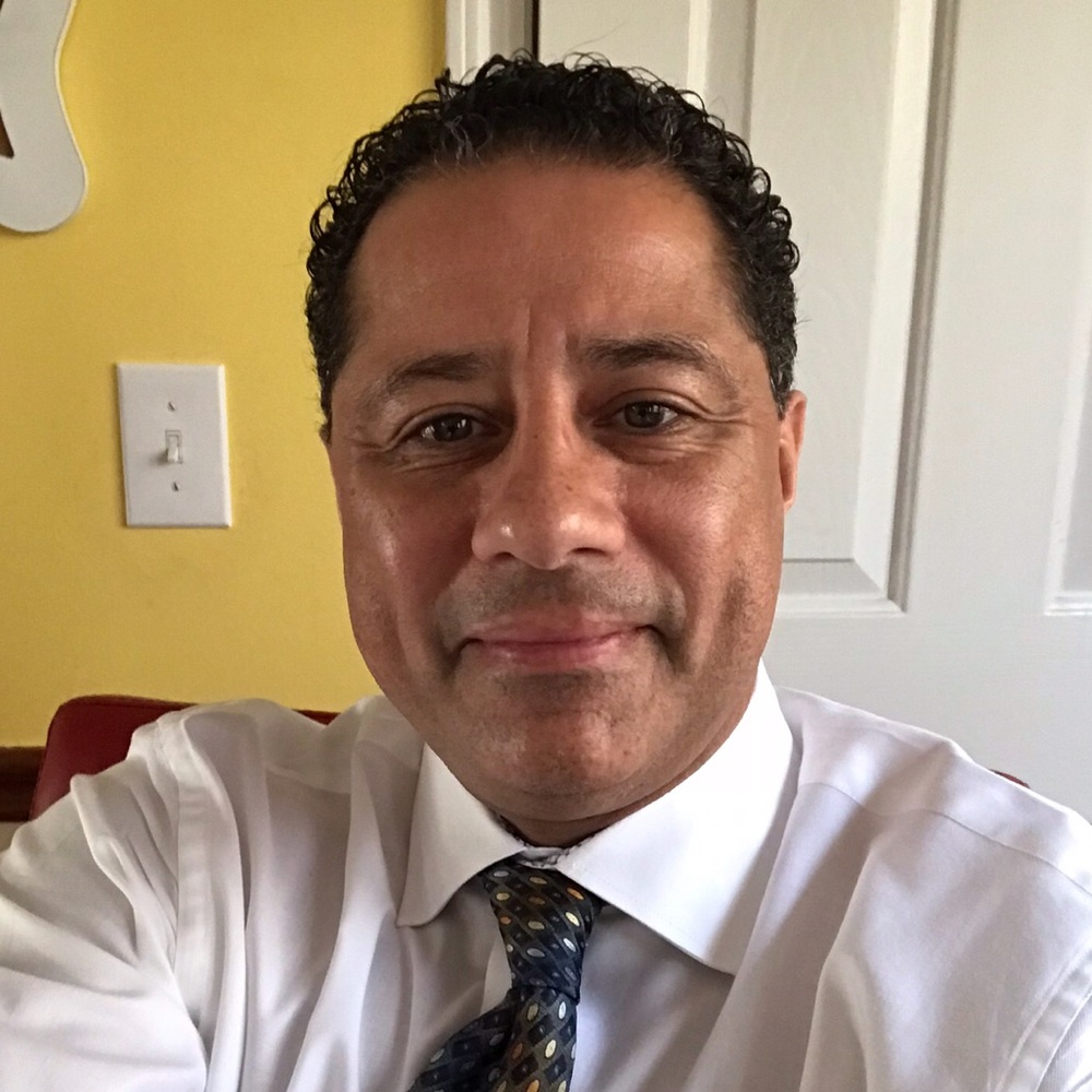 Meet your Posher, Carlos